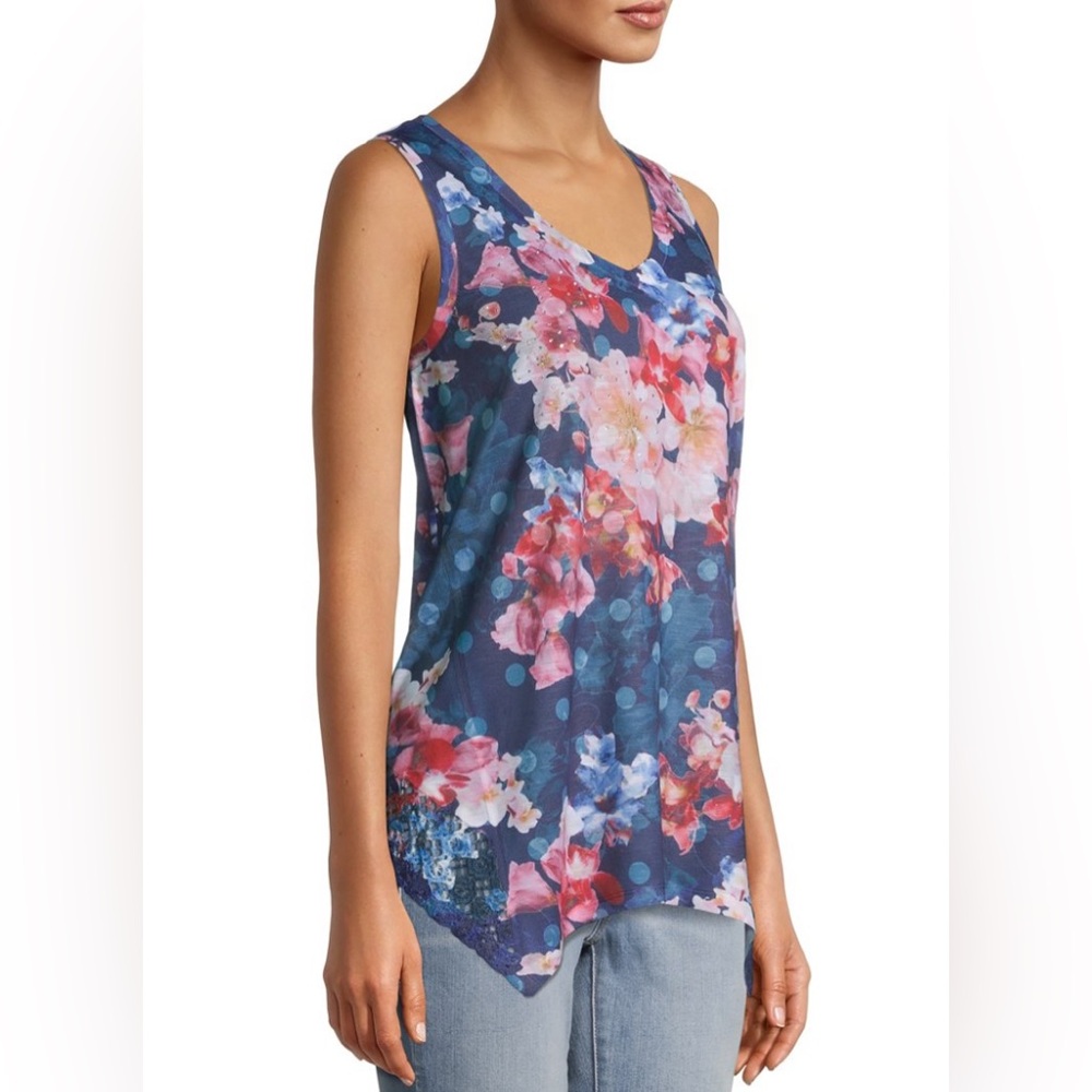 411* New! Time and Tru Sleeveless Navy Floral Top - Picture 5 of 14